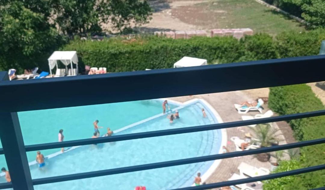 Modern 2 Bedroom Apartment In Top Location In Sunny Beach Just 150 Meters From Casino Platinum المظهر الخارجي الصورة
