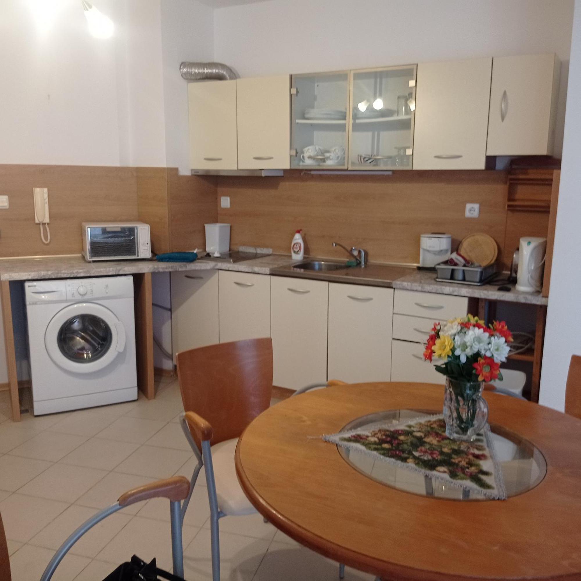 Modern 2 Bedroom Apartment In Top Location In Sunny Beach Just 150 Meters From Casino Platinum المظهر الخارجي الصورة